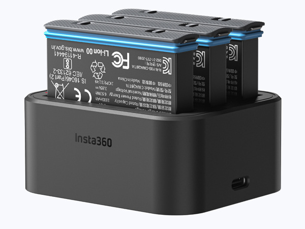 insta360-fast-charge-hub-dlya-x4